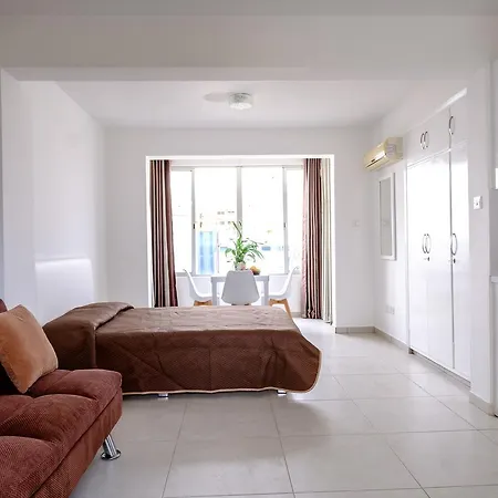 The Studio @ Makenzy Beach Larnaca